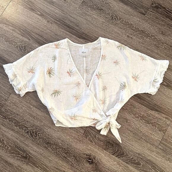 Rails Athena White Vintage Palms Wrap Top - Picture 1 of 8